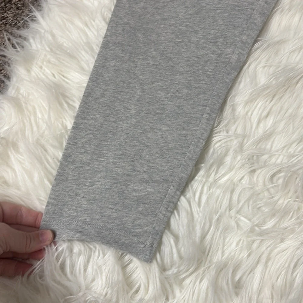 New In packaging Lands End Gray Heather Capri Cotton Leggings Youth XL 14-16